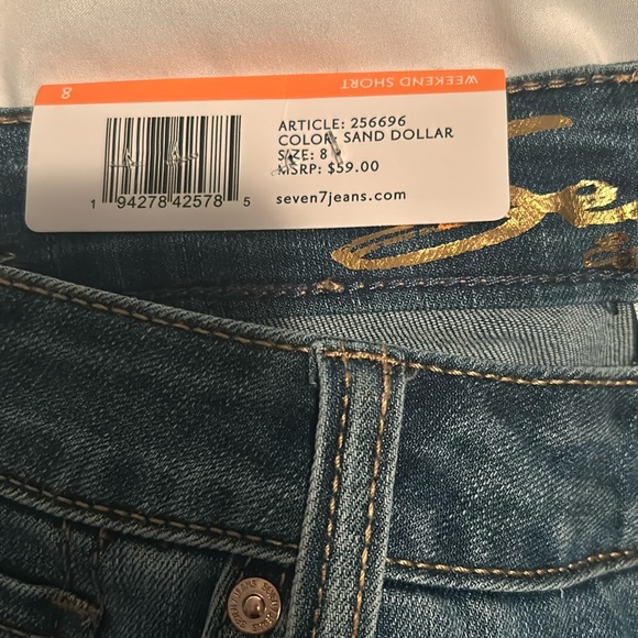 Seven7 Fray Hem Stretch Comfort Weekend Shorts Size 8. NWT. - Picture 6 of 13